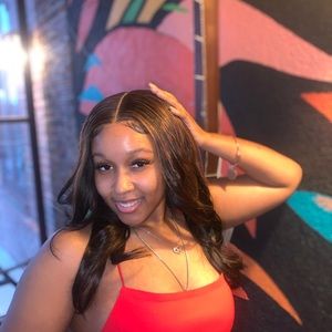 Meet your Posher, Jennasia